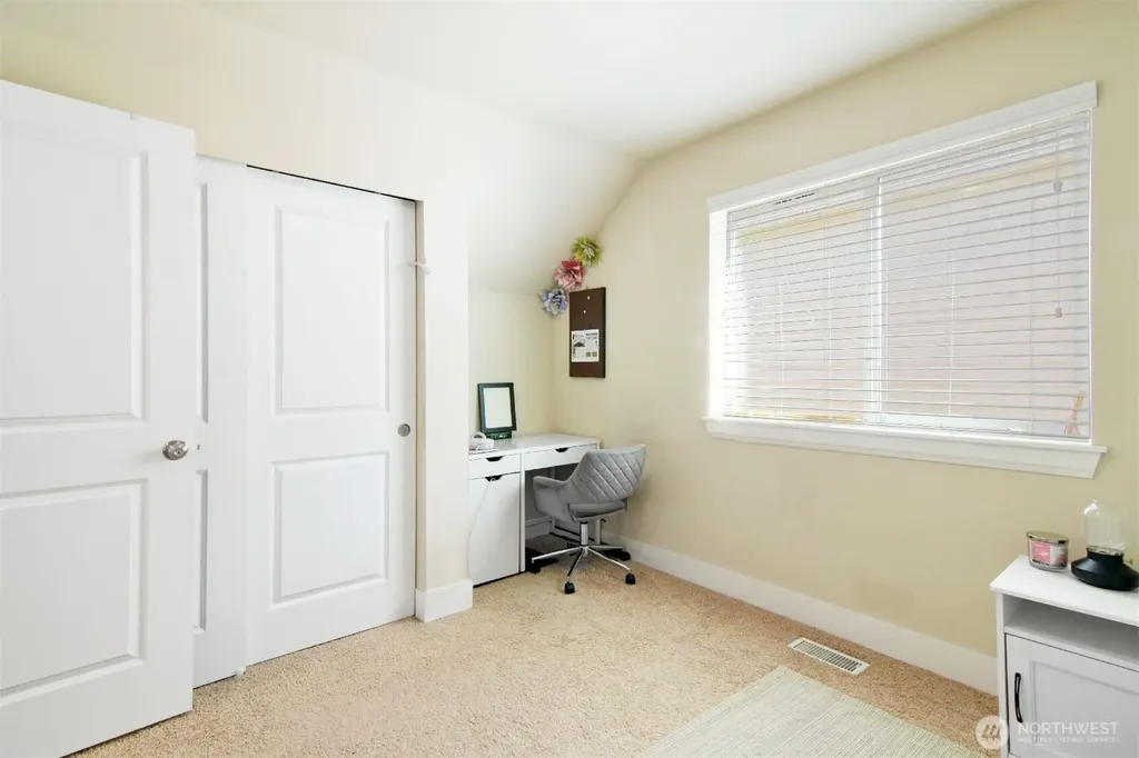 19607 25th Drive SE Bothell WA 98012