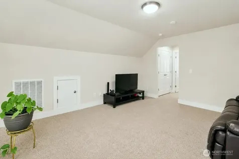 19607 25th Drive SE Bothell WA 98012