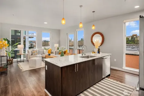 1085 103rd Avenue NE Bellevue WA 98004