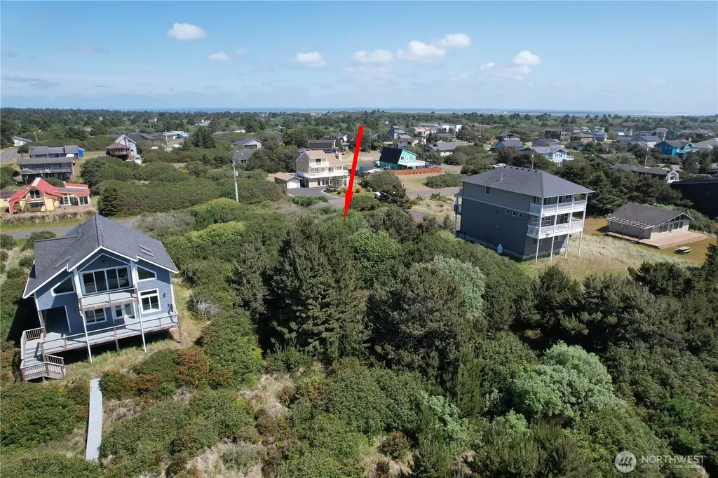 885 S Sand Dune Avenue SW Ocean Shores WA 98569