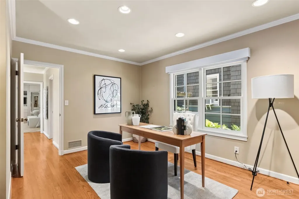 2615 E Garfield Street Seattle WA 98112