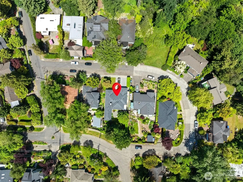 2615 E Garfield Street Seattle WA 98112