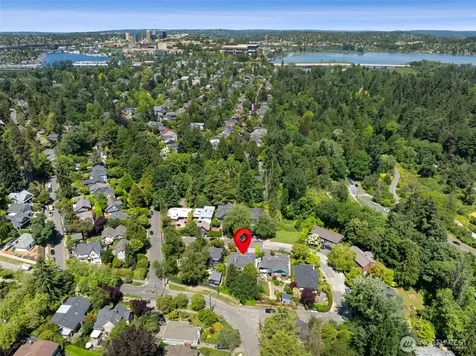 2615 E Garfield Street Seattle WA 98112