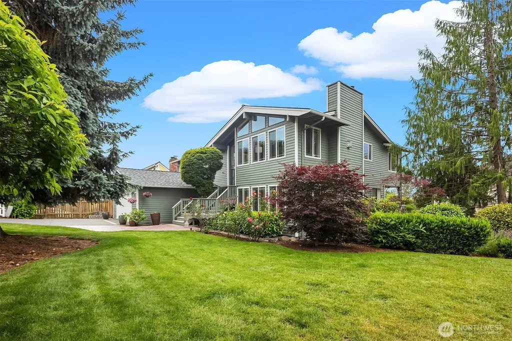 2907 Cedar Avenue S Renton WA 98055
