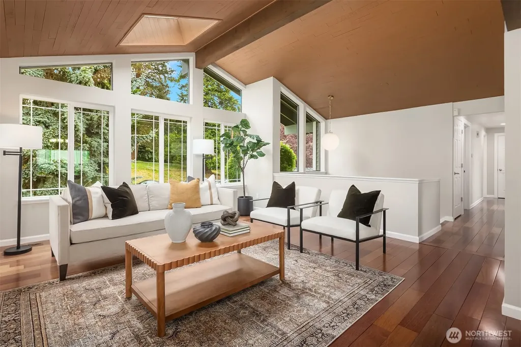 2907 Cedar Avenue S Renton WA 98055