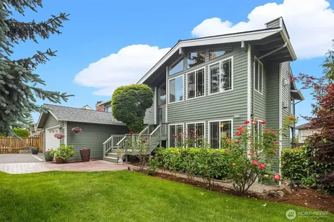 2907 Cedar Avenue S Renton WA 98055