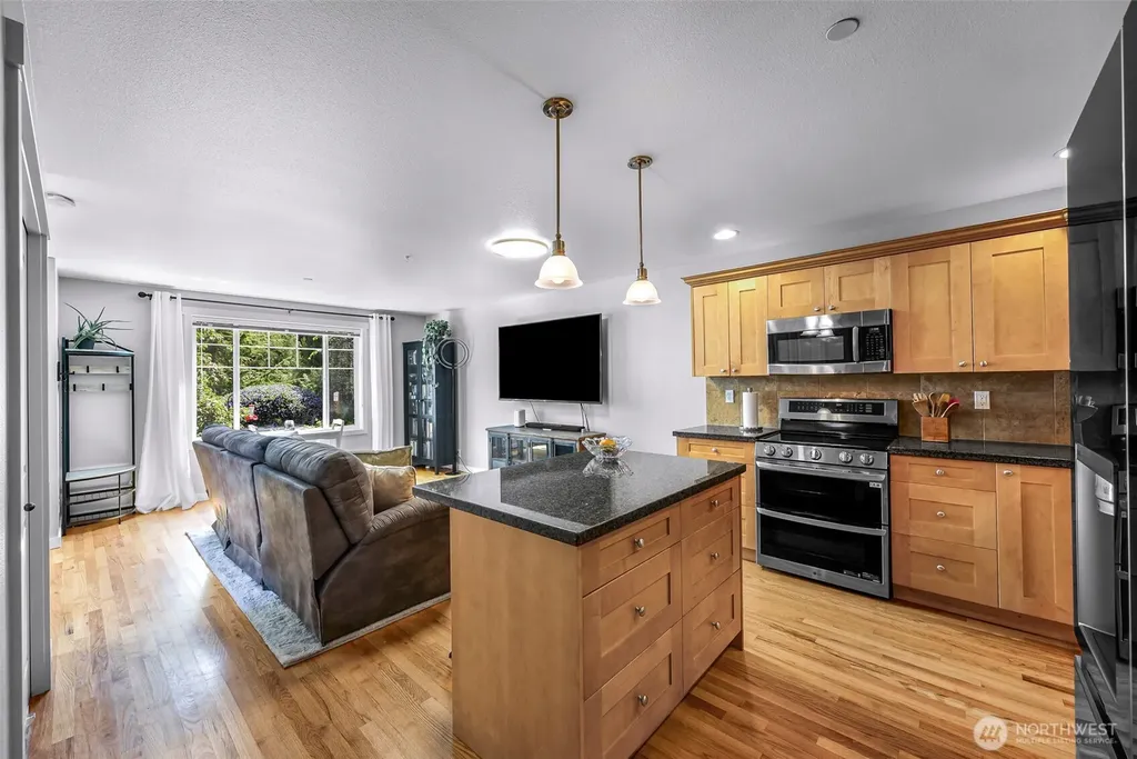 200 NW 1st Street Coupeville WA 98239