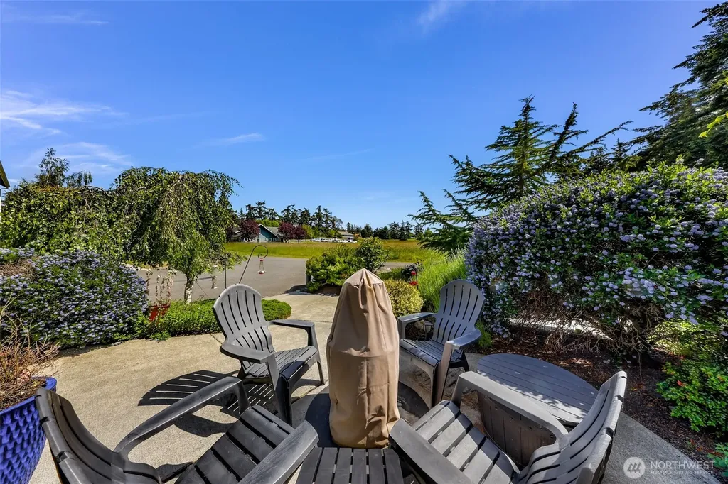 200 NW 1st Street Coupeville WA 98239
