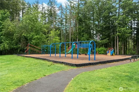 25235 SE Klahanie Boulevard Sammamish WA 98029