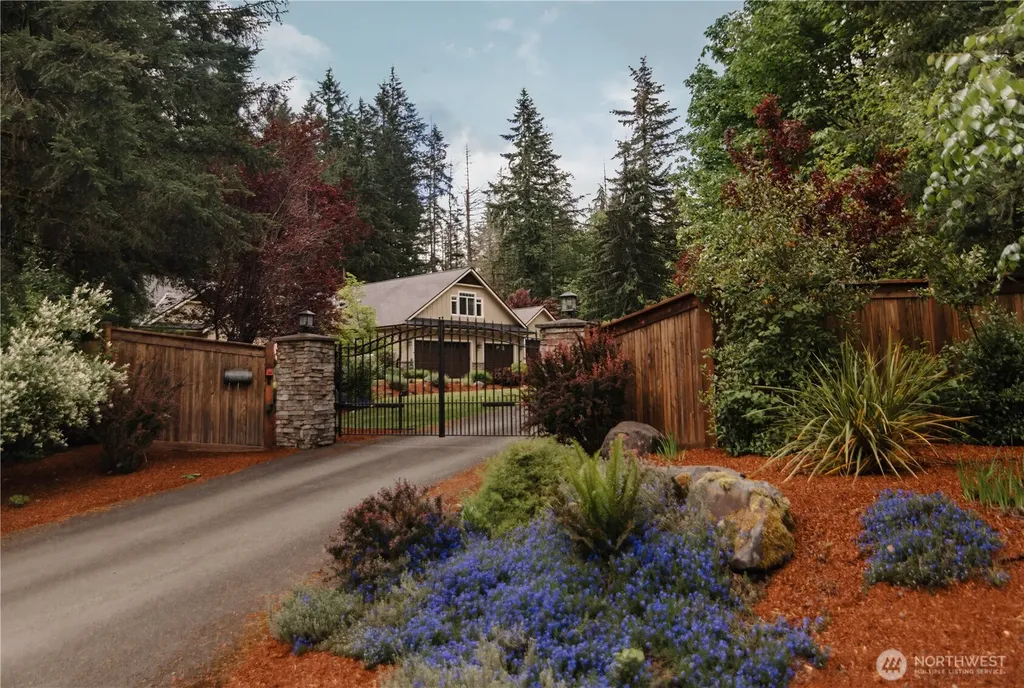 8007 114th Lane SW Olympia WA 98512