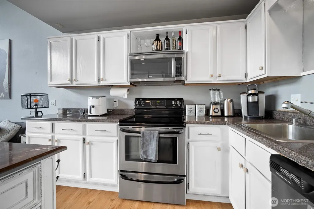 7806 Birch Bay Drive Blaine WA 98230