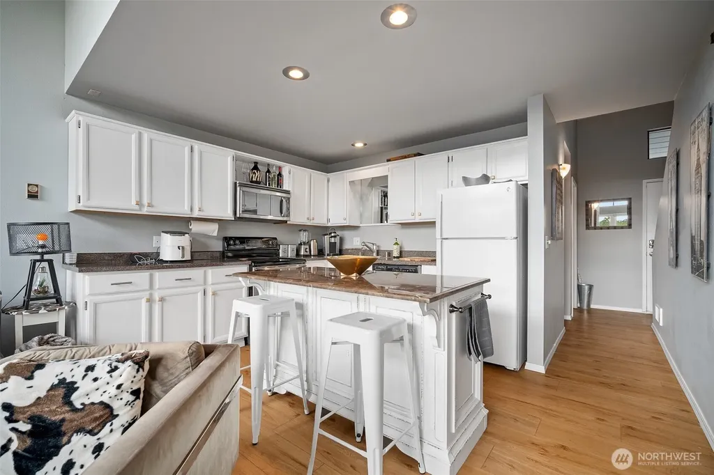 7806 Birch Bay Drive Blaine WA 98230