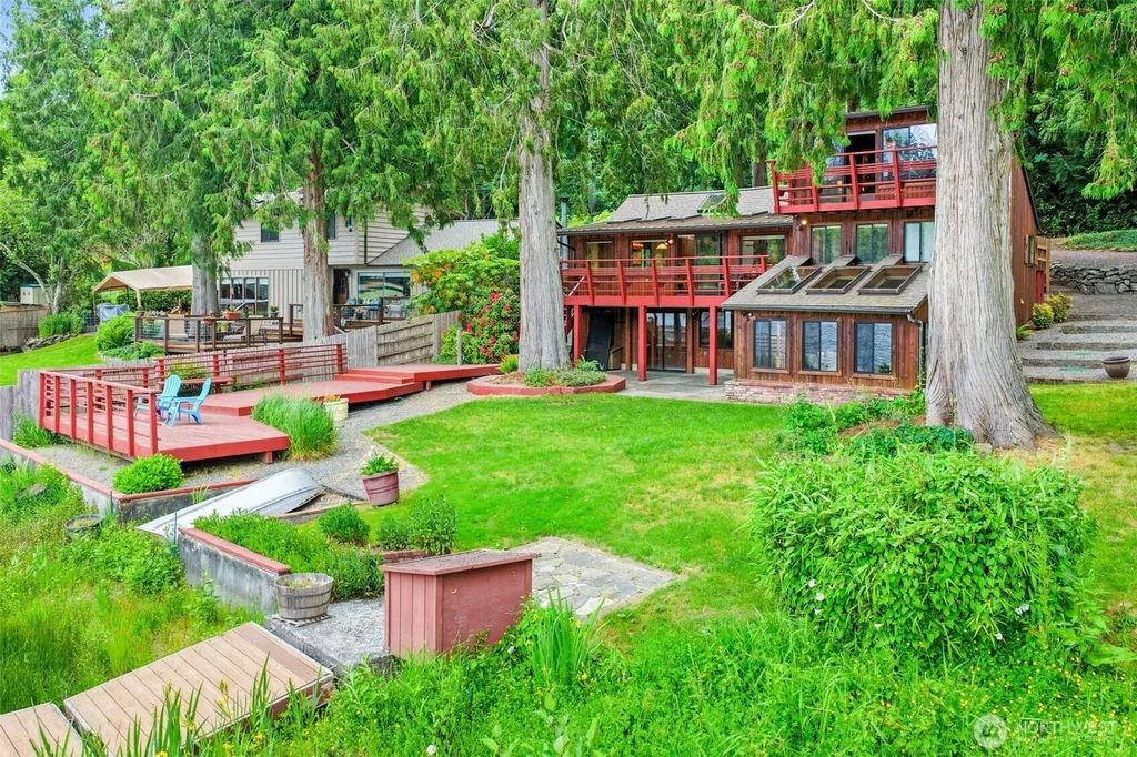 13251 Lake Shore Drive NW Poulsbo WA 98370