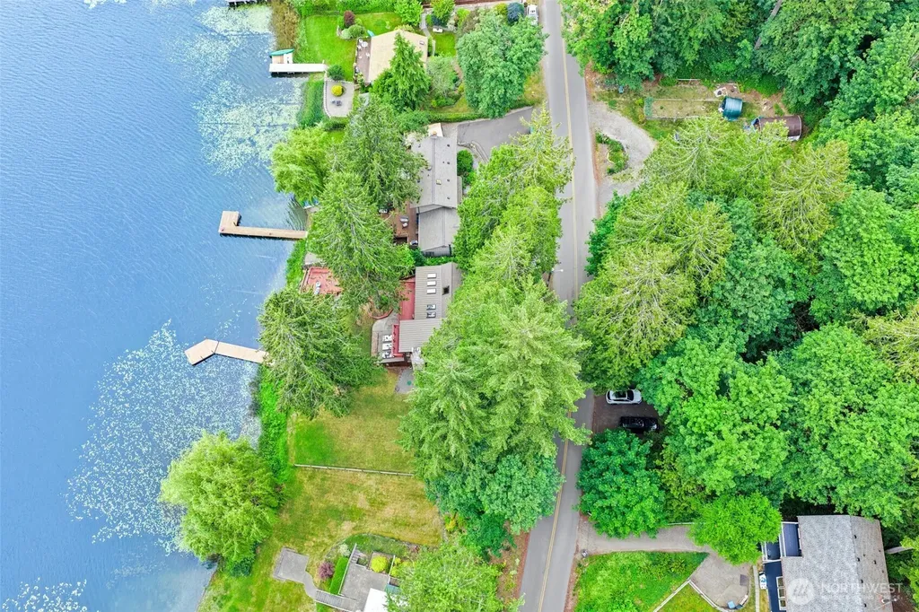 13251 Lake Shore Drive NW Poulsbo WA 98370