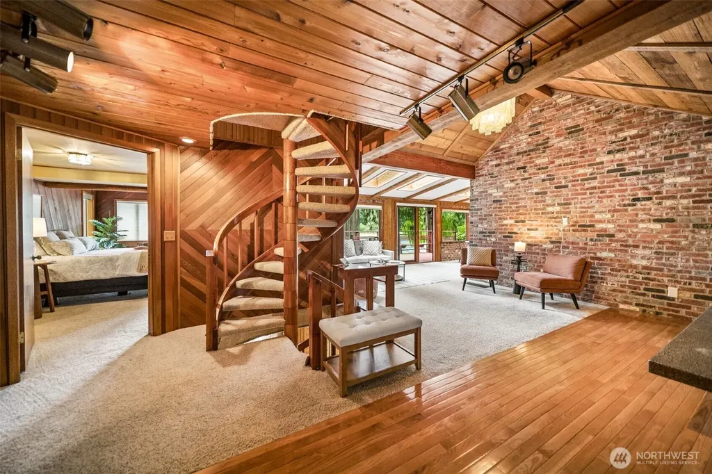 13251 Lake Shore Drive NW Poulsbo WA 98370