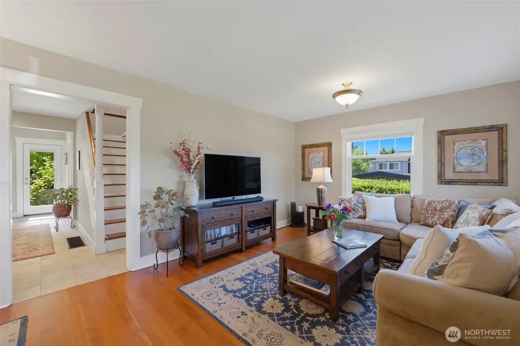8118 Stinson Avenue Gig Harbor WA 98332