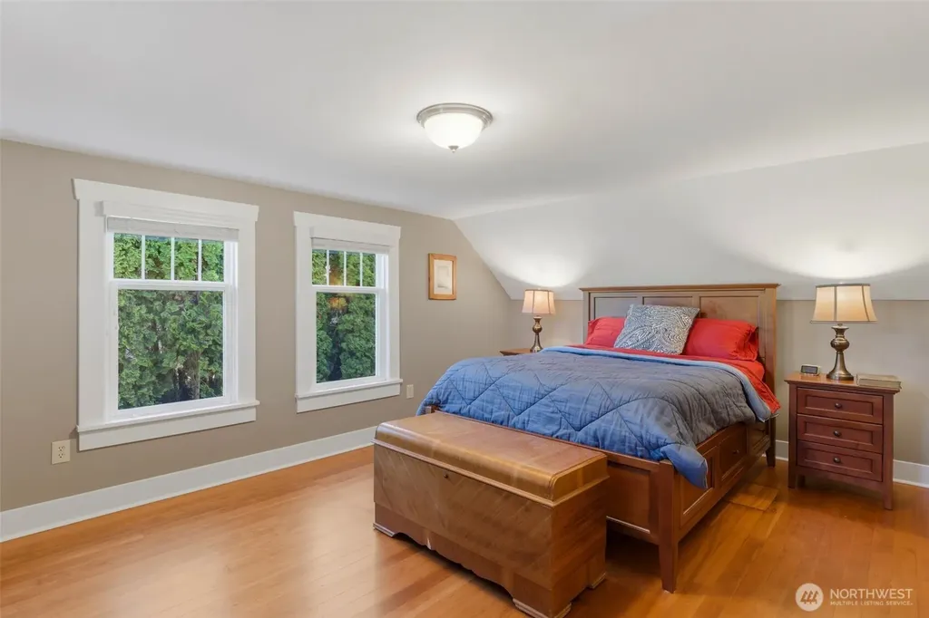 8118 Stinson Avenue Gig Harbor WA 98332