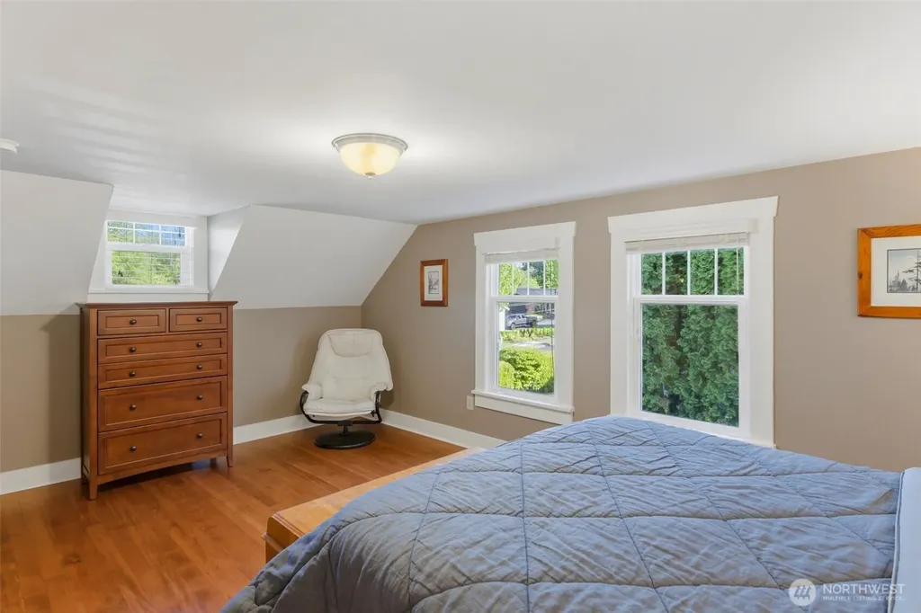 8118 Stinson Avenue Gig Harbor WA 98332