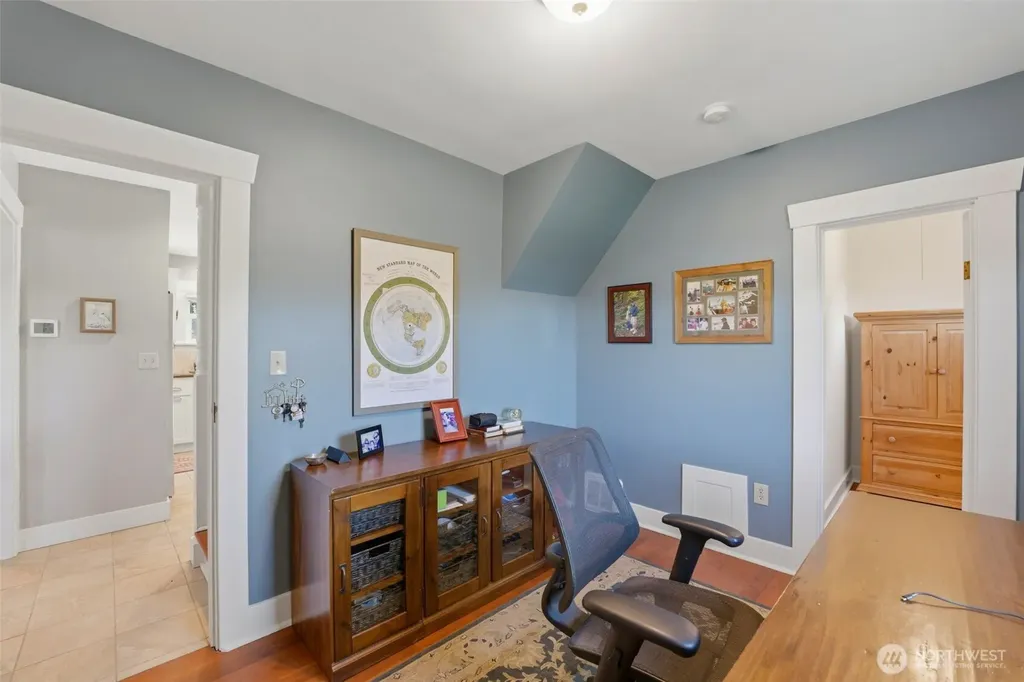 8118 Stinson Avenue Gig Harbor WA 98332