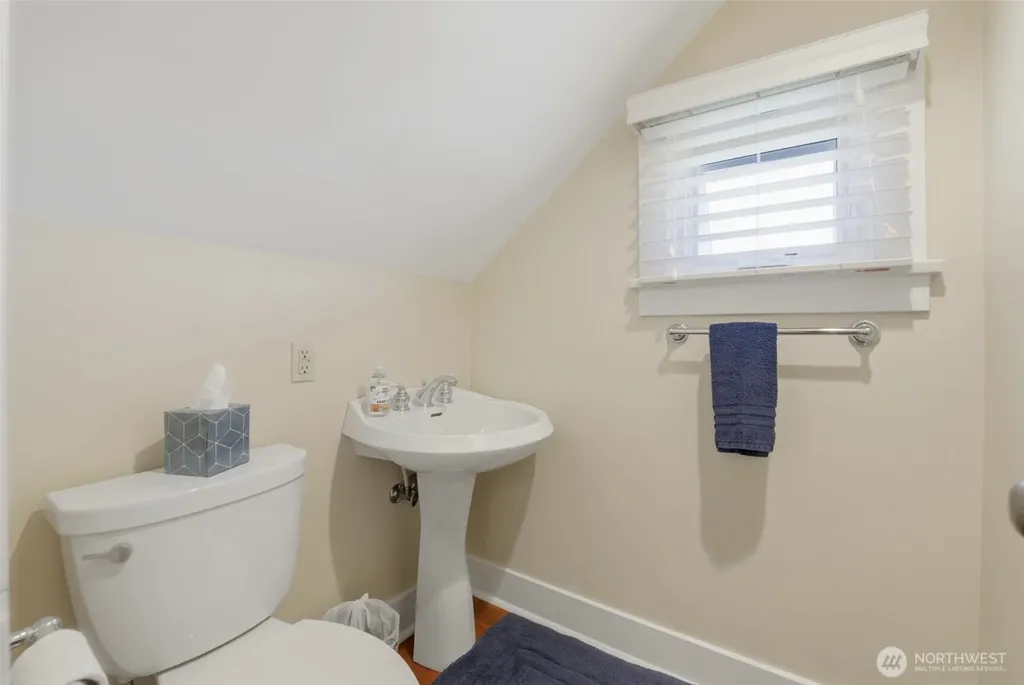 8118 Stinson Avenue Gig Harbor WA 98332