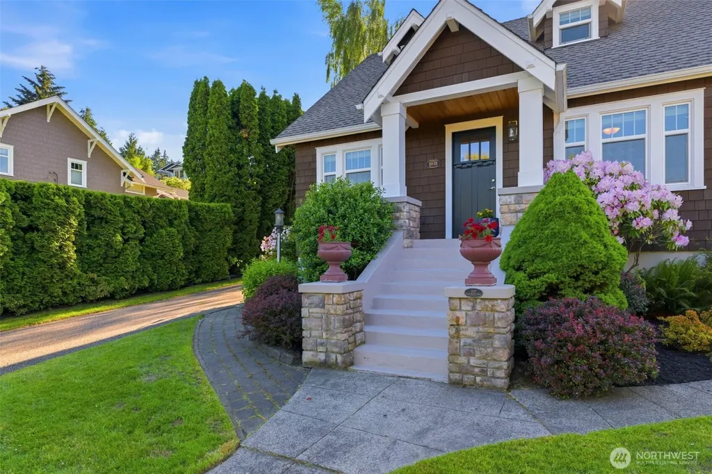 8118 Stinson Avenue Gig Harbor WA 98332