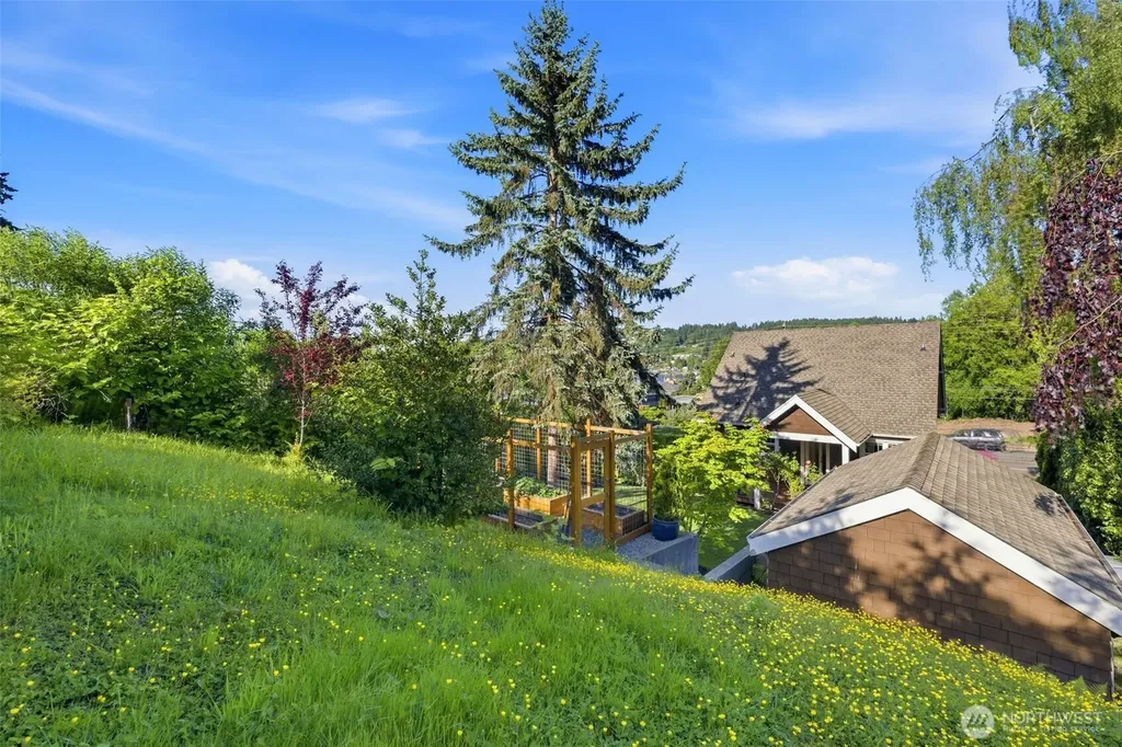 8118 Stinson Avenue Gig Harbor WA 98332