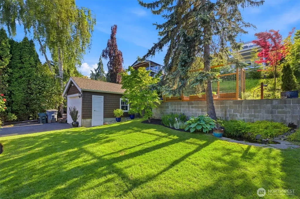 8118 Stinson Avenue Gig Harbor WA 98332