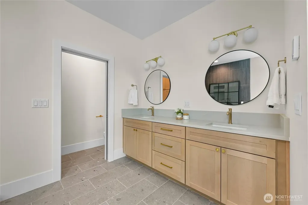 5774 Denali Lane Bellingham WA 98226