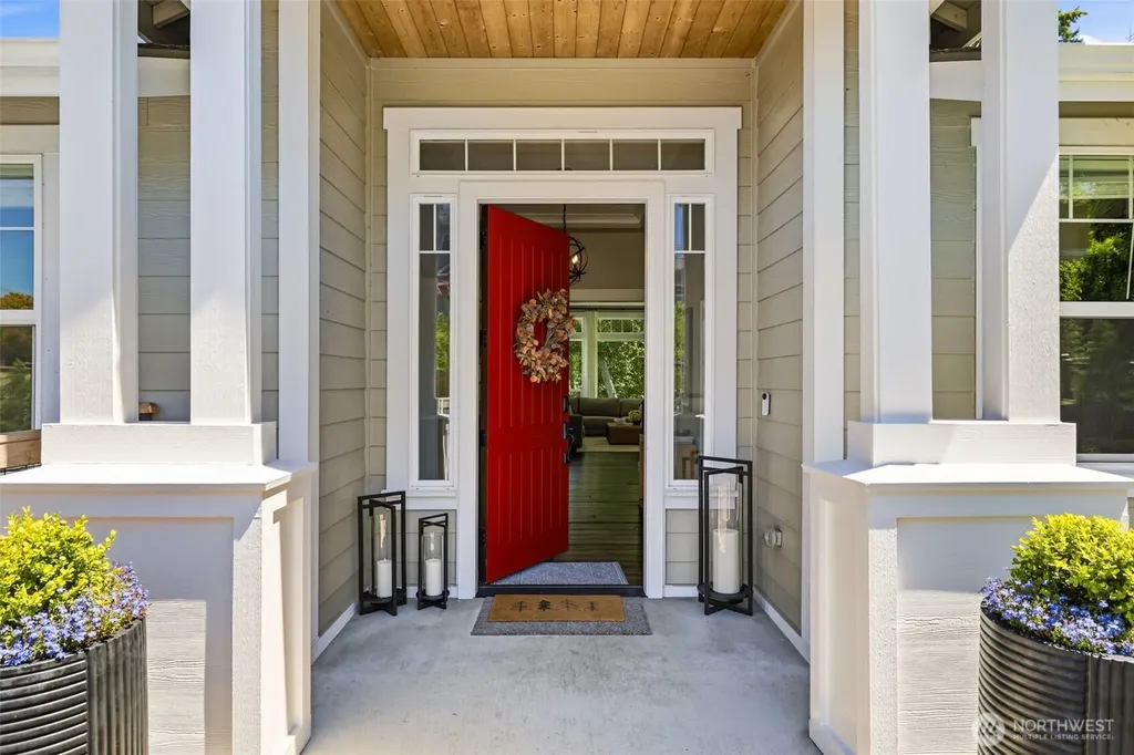 307 Puyallup Street Steilacoom WA 98388