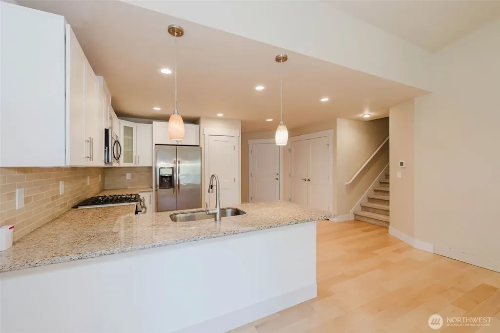 920 E Old Ranch Road Allyn WA 98524