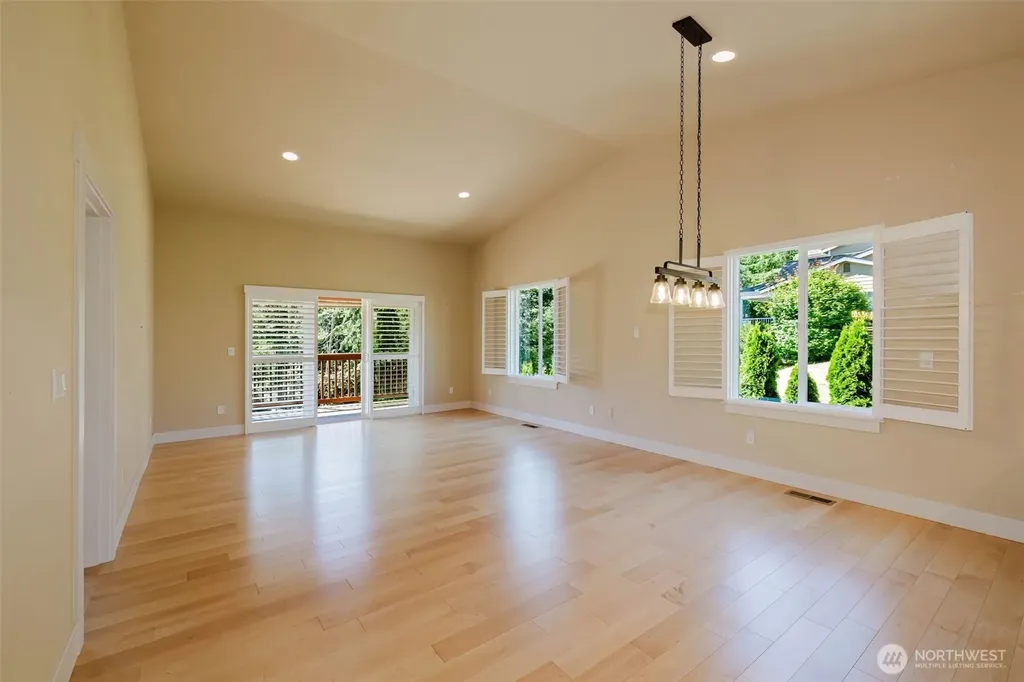 920 E Old Ranch Road Allyn WA 98524