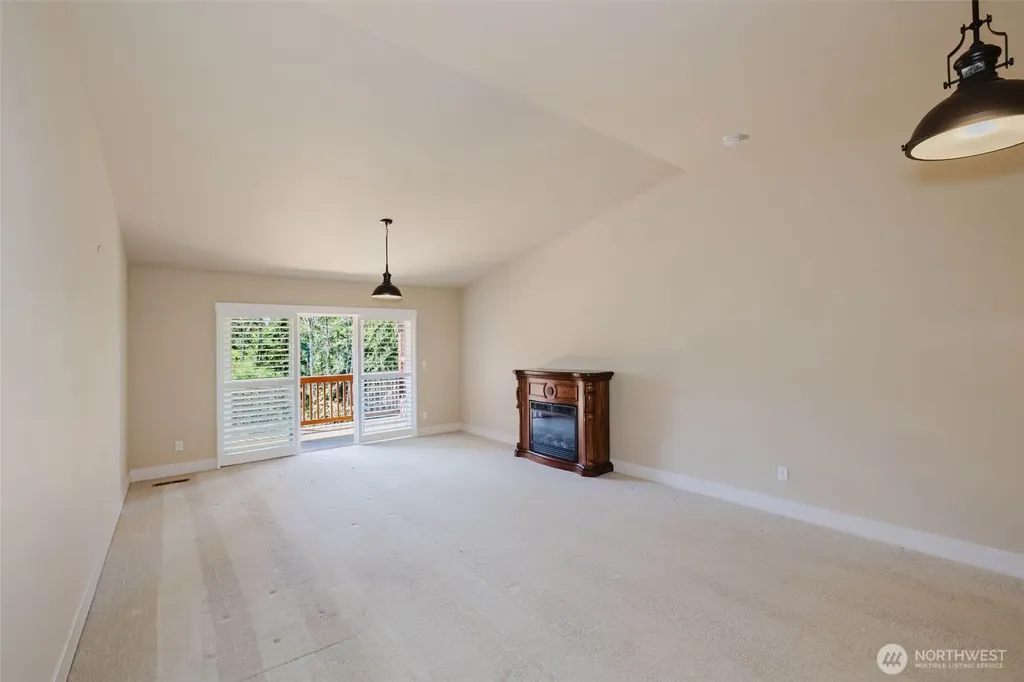 920 E Old Ranch Road Allyn WA 98524