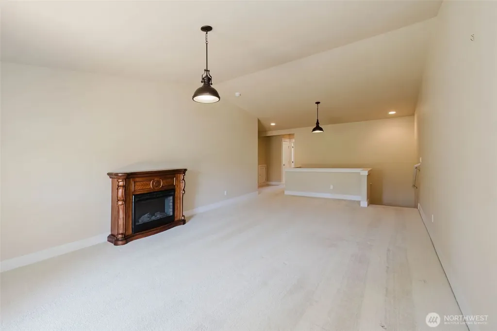 920 E Old Ranch Road Allyn WA 98524
