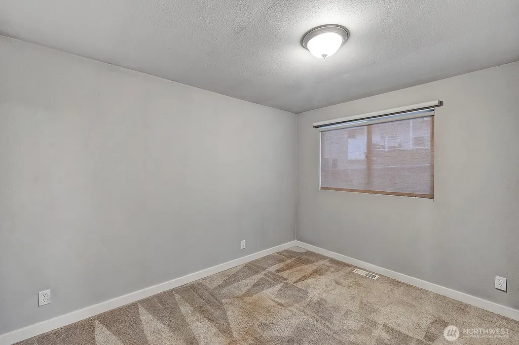 7843 NE 146th Street Kenmore WA 98028