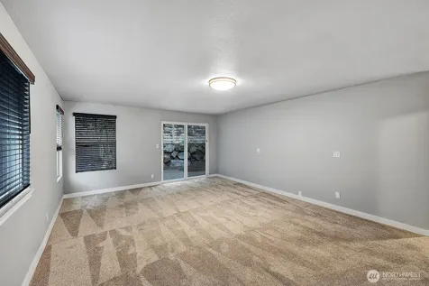 7843 NE 146th Street Kenmore WA 98028