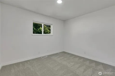 16831 186th Avenue SE Renton WA 98058