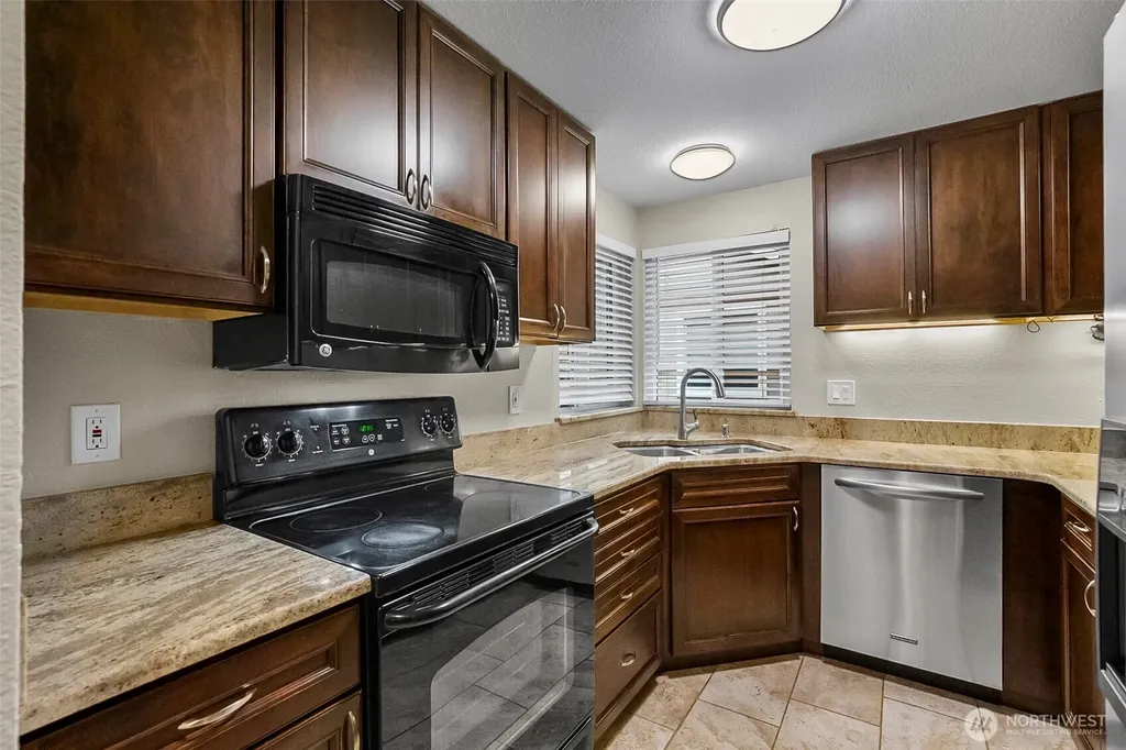 2114 186th Place SE Bothell WA 98012