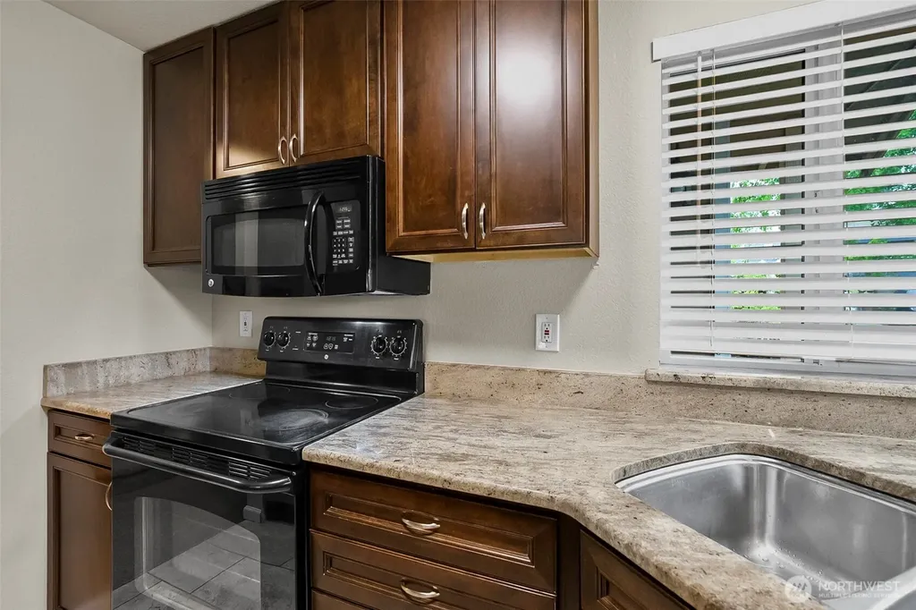 2114 186th Place SE Bothell WA 98012