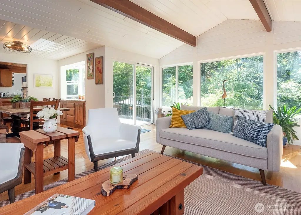 22808 106th Place W Edmonds WA 98020