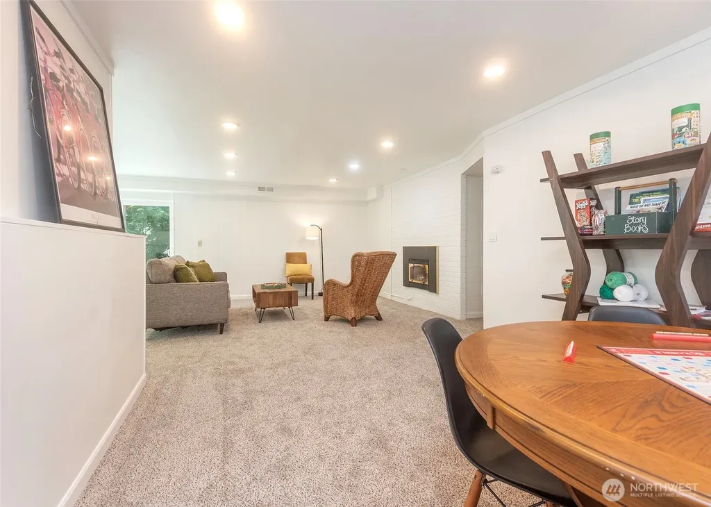 22808 106th Place W Edmonds WA 98020