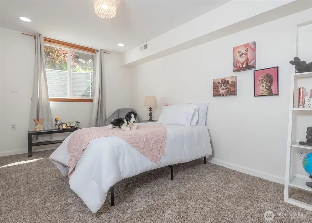 22808 106th Place W Edmonds WA 98020