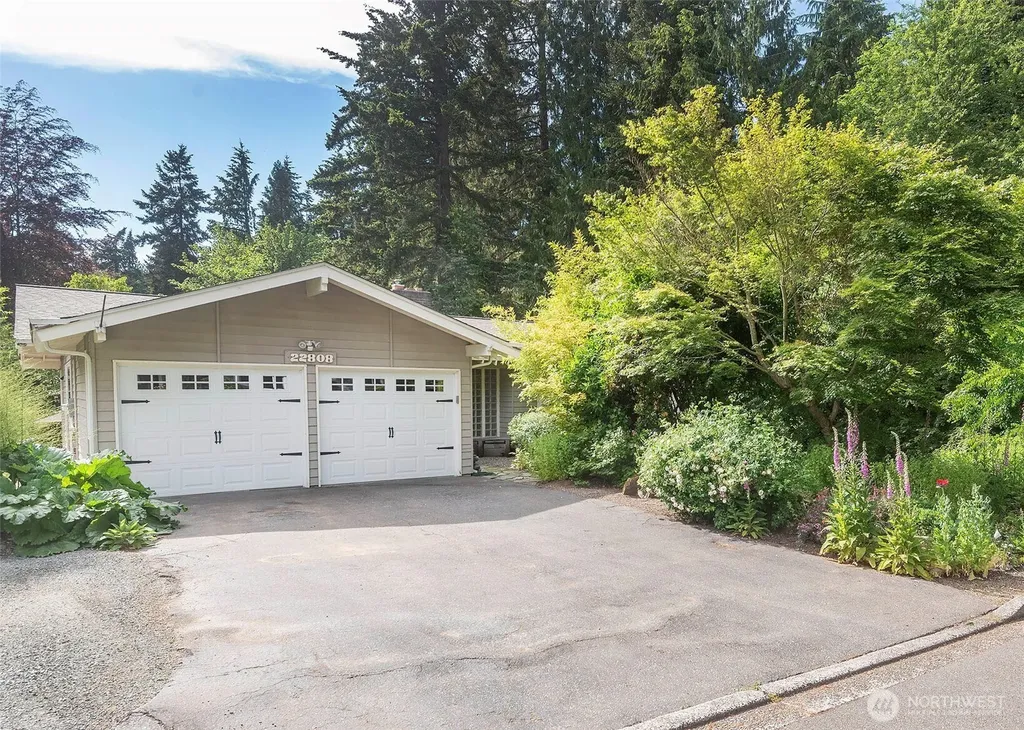 22808 106th Place W Edmonds WA 98020