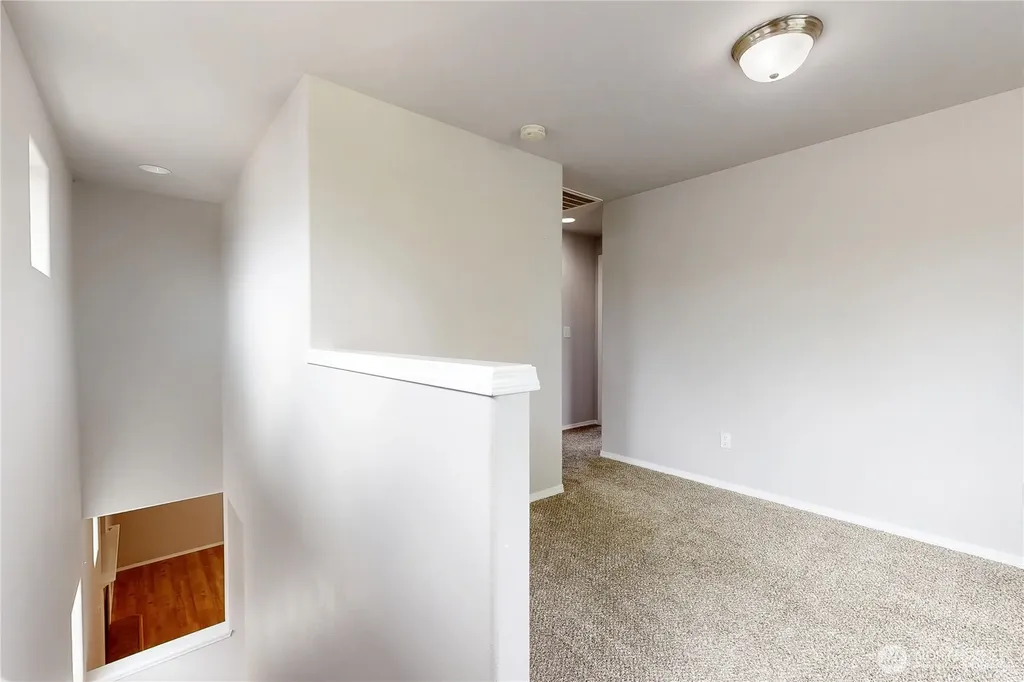 1143 SW Carver Street College Place WA 99324