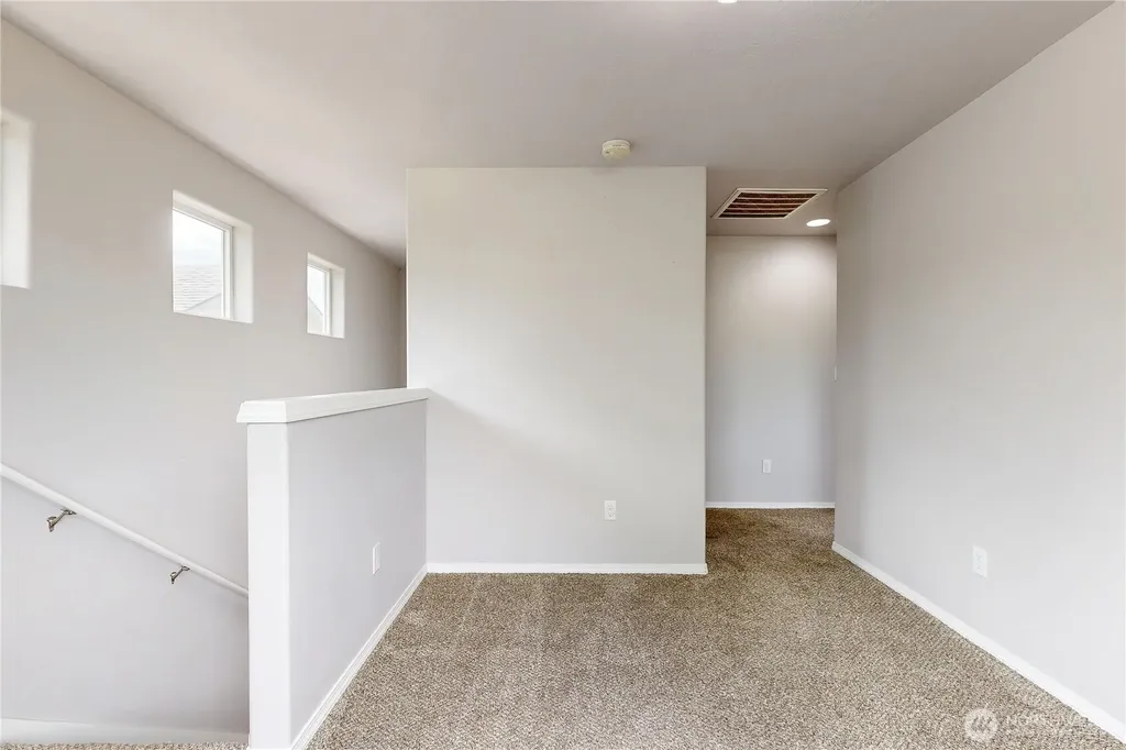 1143 SW Carver Street College Place WA 99324