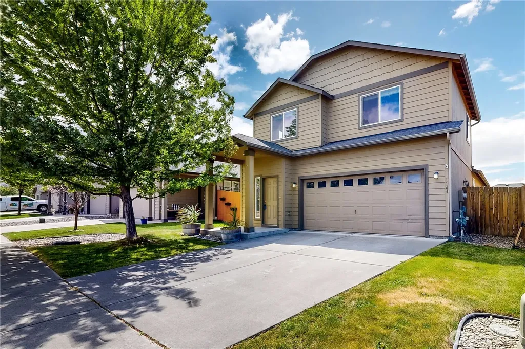 1143 SW Carver Street College Place WA 99324