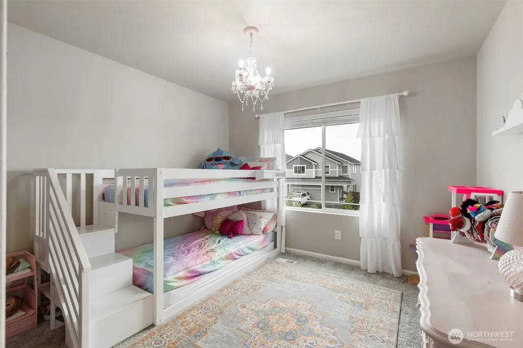 1328 Baker Heights Loop Bremerton WA 98312