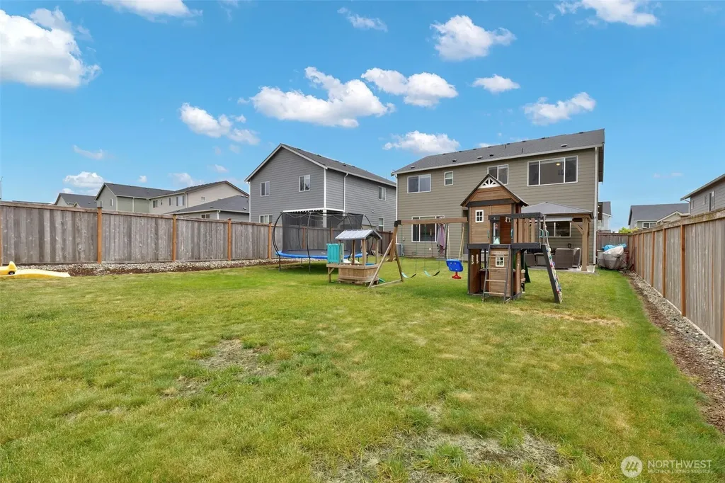 1328 Baker Heights Loop Bremerton WA 98312