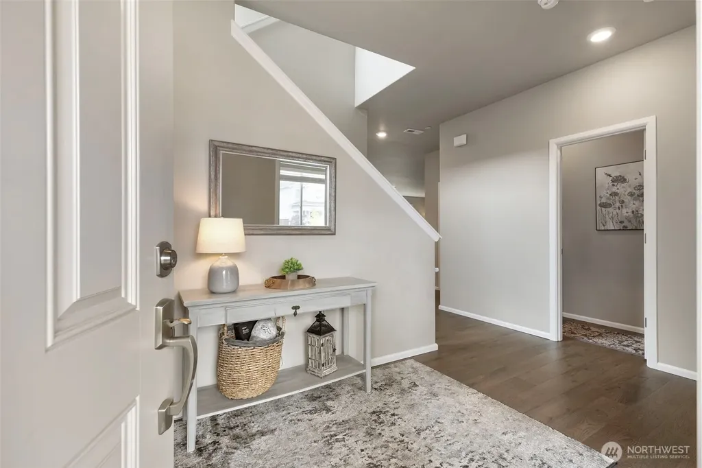 1328 Baker Heights Loop Bremerton WA 98312