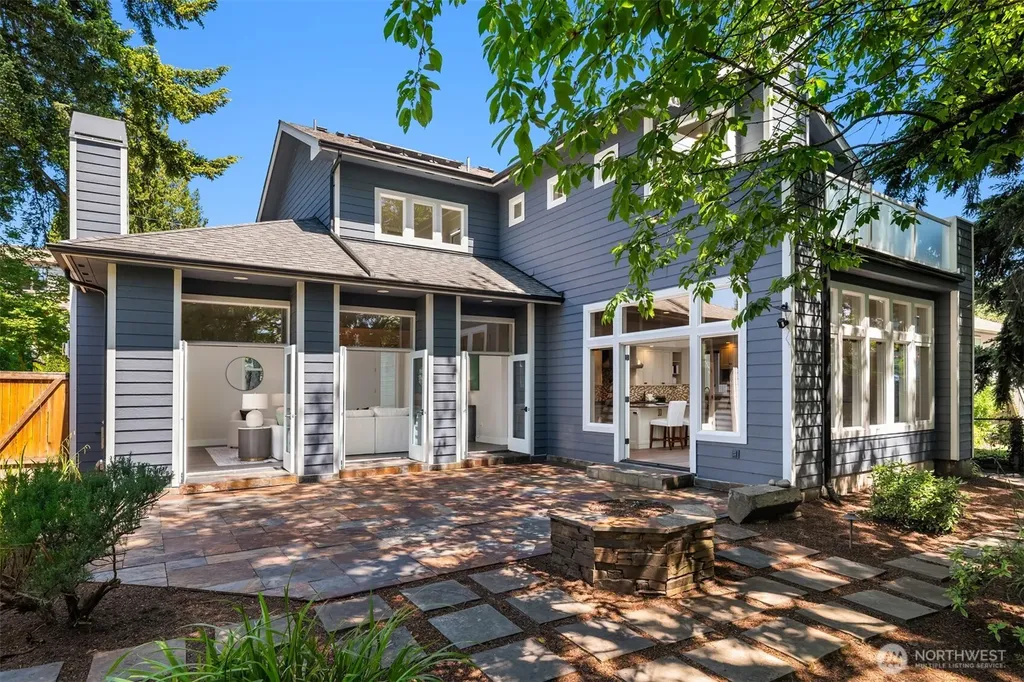 421 16th Lane Kirkland WA 98033