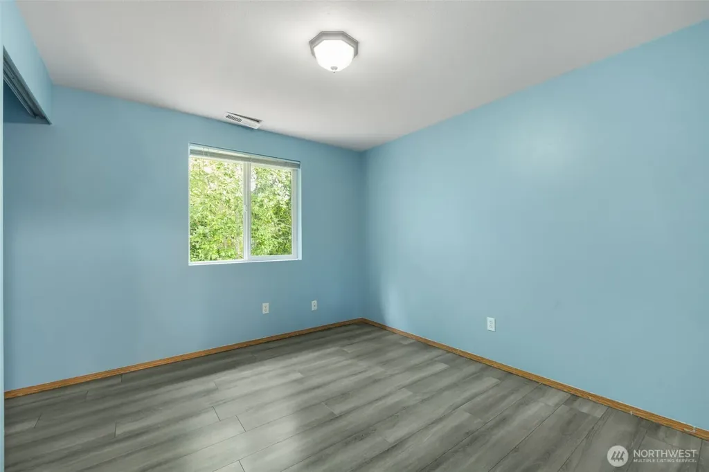 5703 Gateway Lane NE Bremerton WA 98311